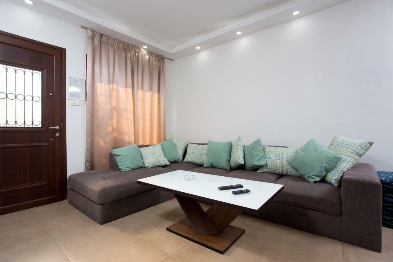 Galatex Beach Living By Trulycyprus ลิมาซอล ภายนอก รูปภาพ