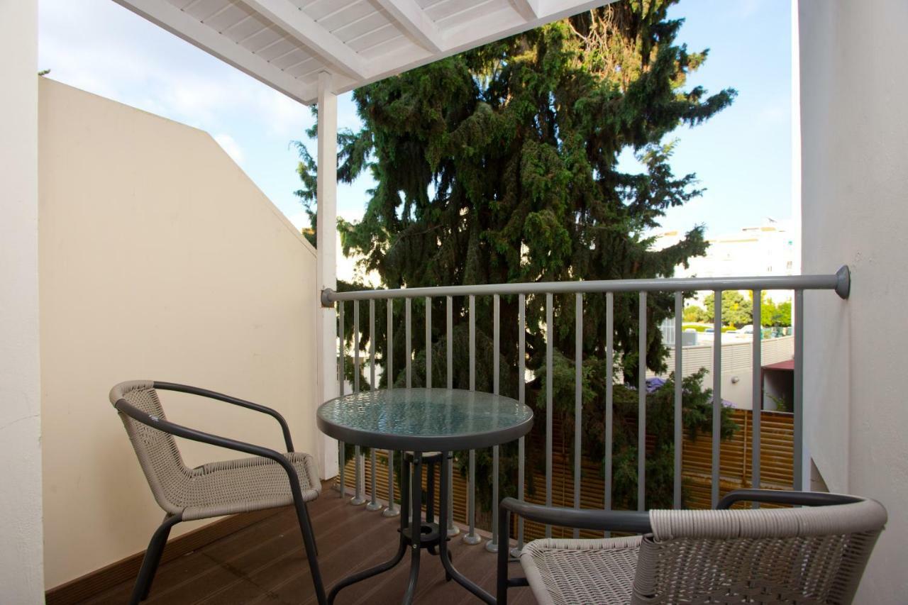 Galatex Beach Living By Trulycyprus ลิมาซอล ภายนอก รูปภาพ